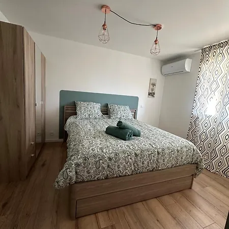 L'escapade Nimoise - A 700m De La Gare Apartment